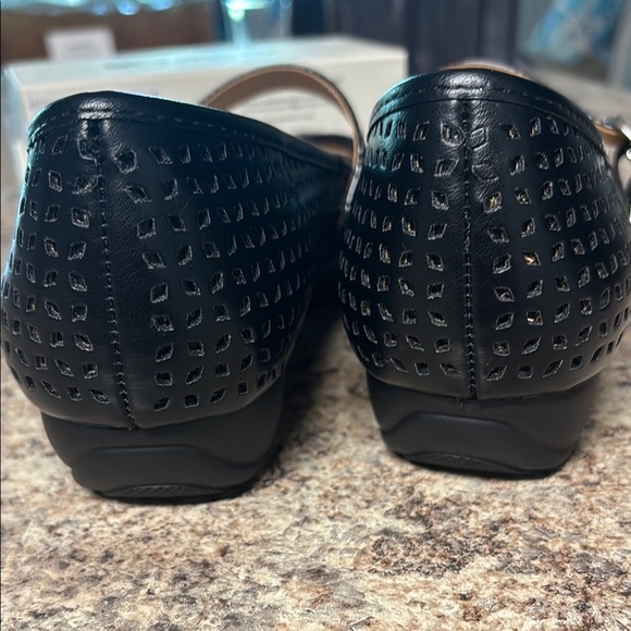 Life Stride Black Flats with Perforated Design - Picture 7 of 10